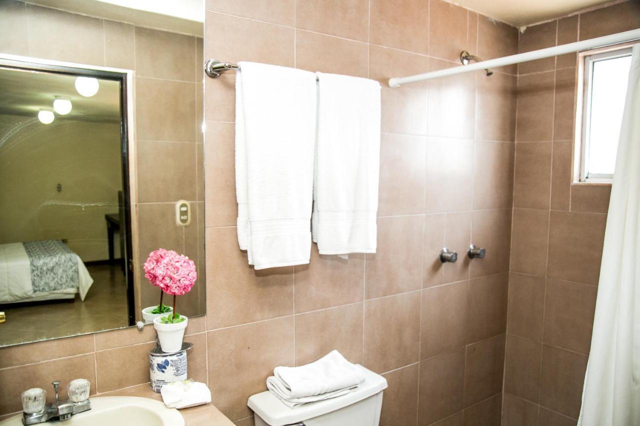 Booking Dioh Монтеррей Екстер'єр фото