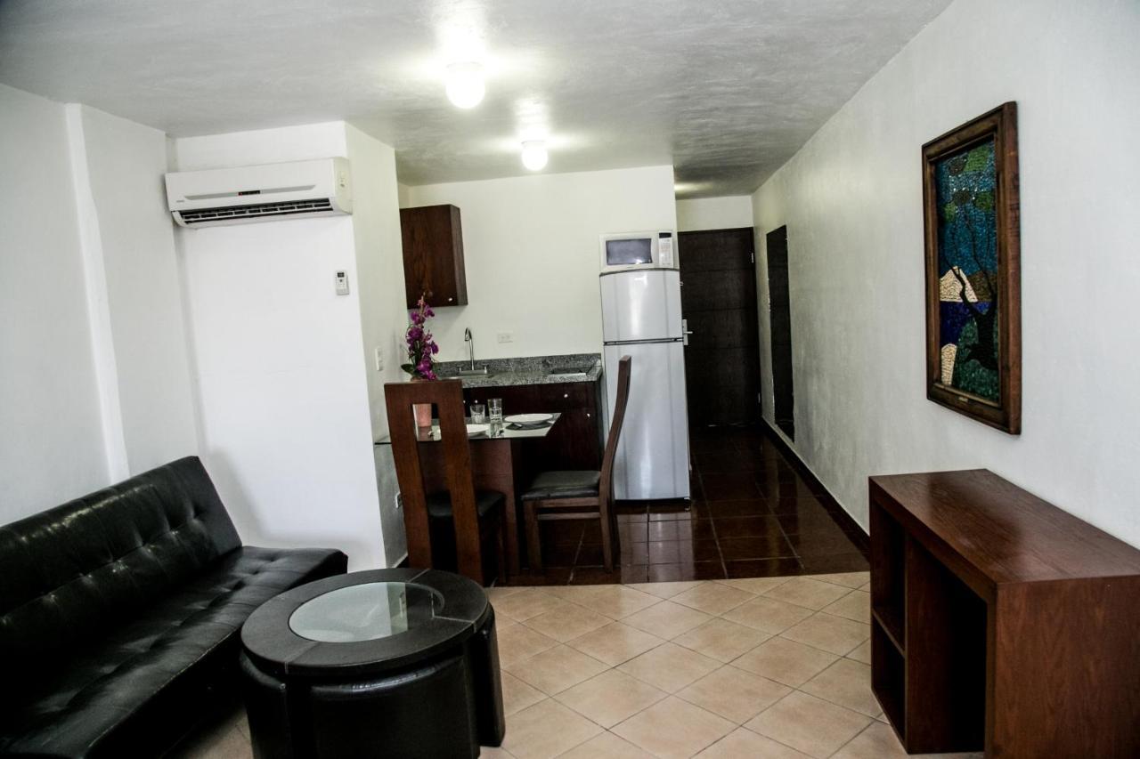 Booking Dioh Монтеррей Екстер'єр фото