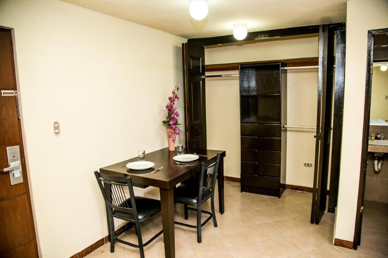 Booking Dioh Монтеррей Екстер'єр фото
