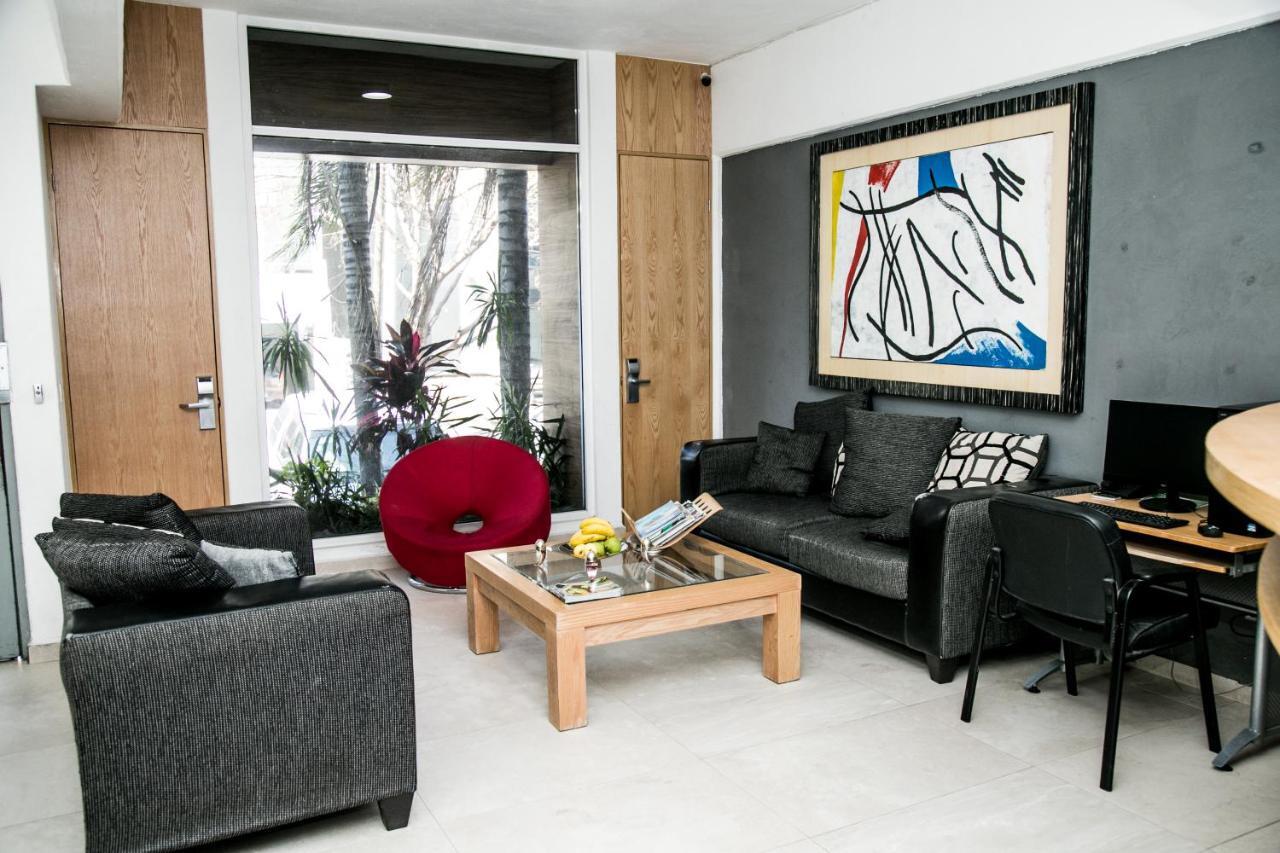 Booking Dioh Монтеррей Екстер'єр фото