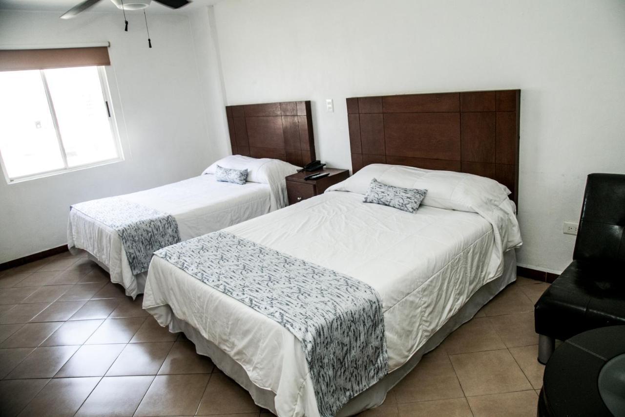 Booking Dioh Монтеррей Екстер'єр фото
