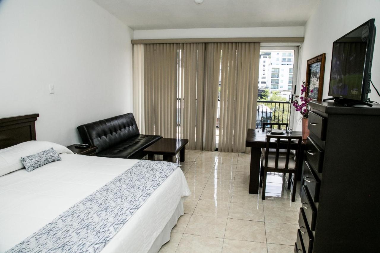Booking Dioh Монтеррей Екстер'єр фото